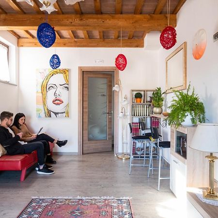 B&B da Vi.Vì Urbania Dış mekan fotoğraf