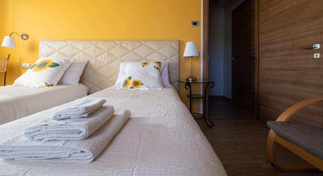 B&B da Vi.Vì Urbania Dış mekan fotoğraf