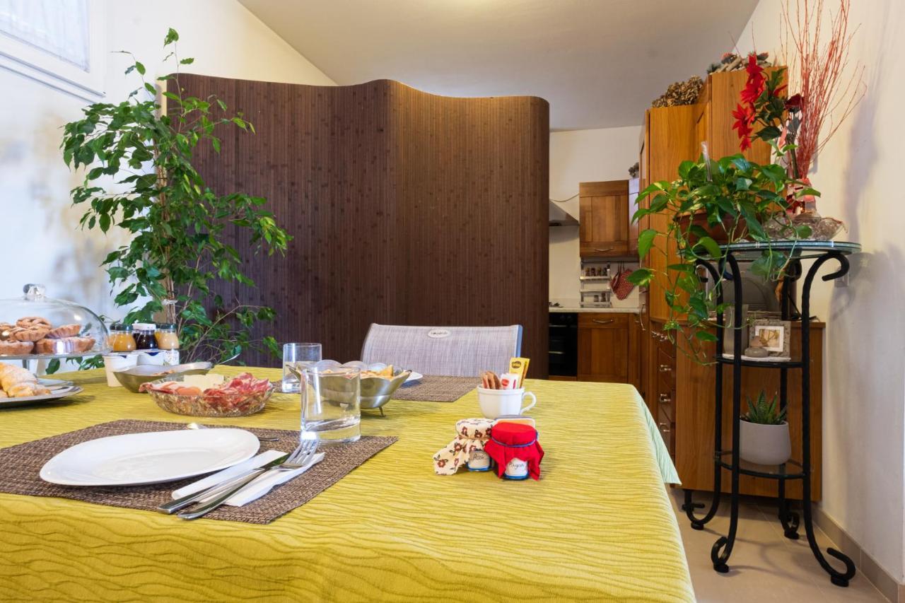 B&B da Vi.Vì Urbania Dış mekan fotoğraf