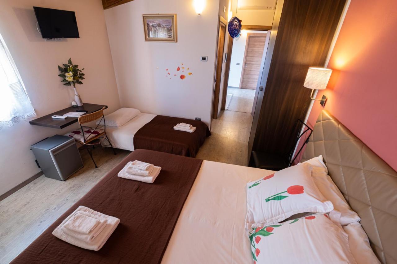 B&B da Vi.Vì Urbania Dış mekan fotoğraf